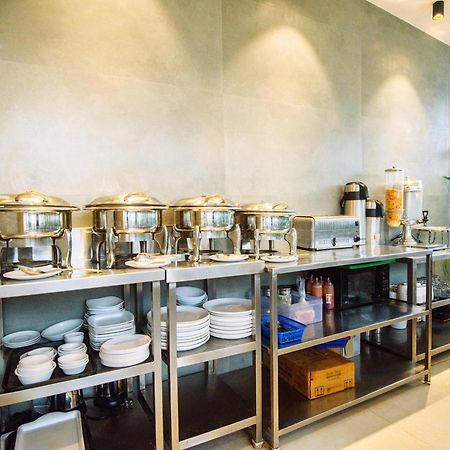 Hotel Skylink Hospitality Mahalaxmi Bombaj Exteriér fotografie