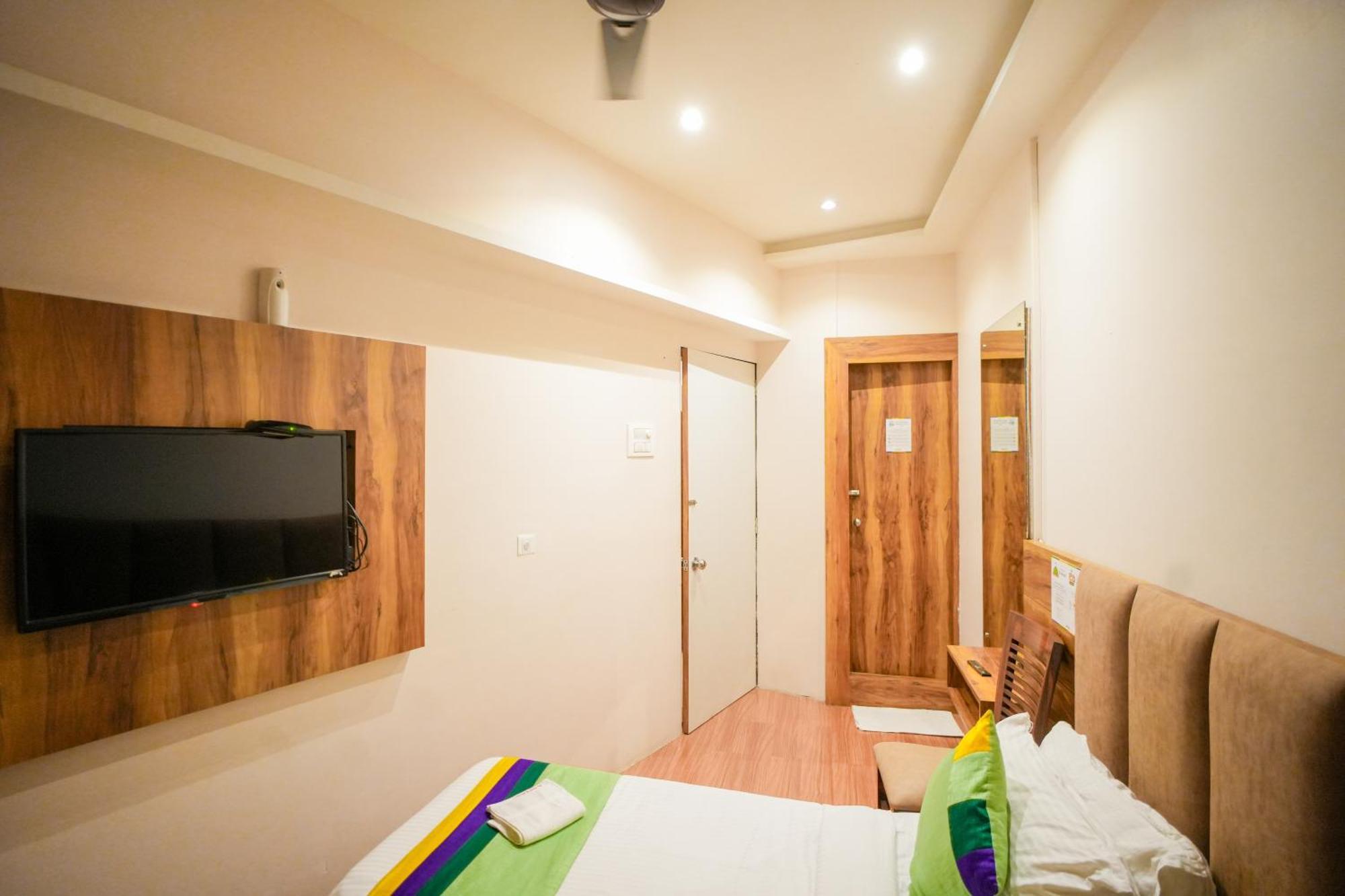 Hotel Skylink Hospitality Mahalaxmi Bombaj Exteriér fotografie