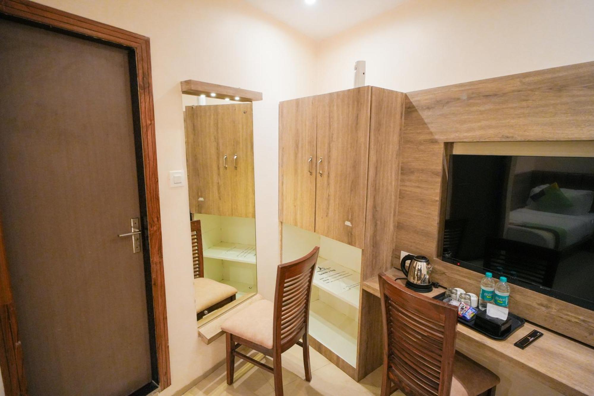 Hotel Skylink Hospitality Mahalaxmi Bombaj Exteriér fotografie